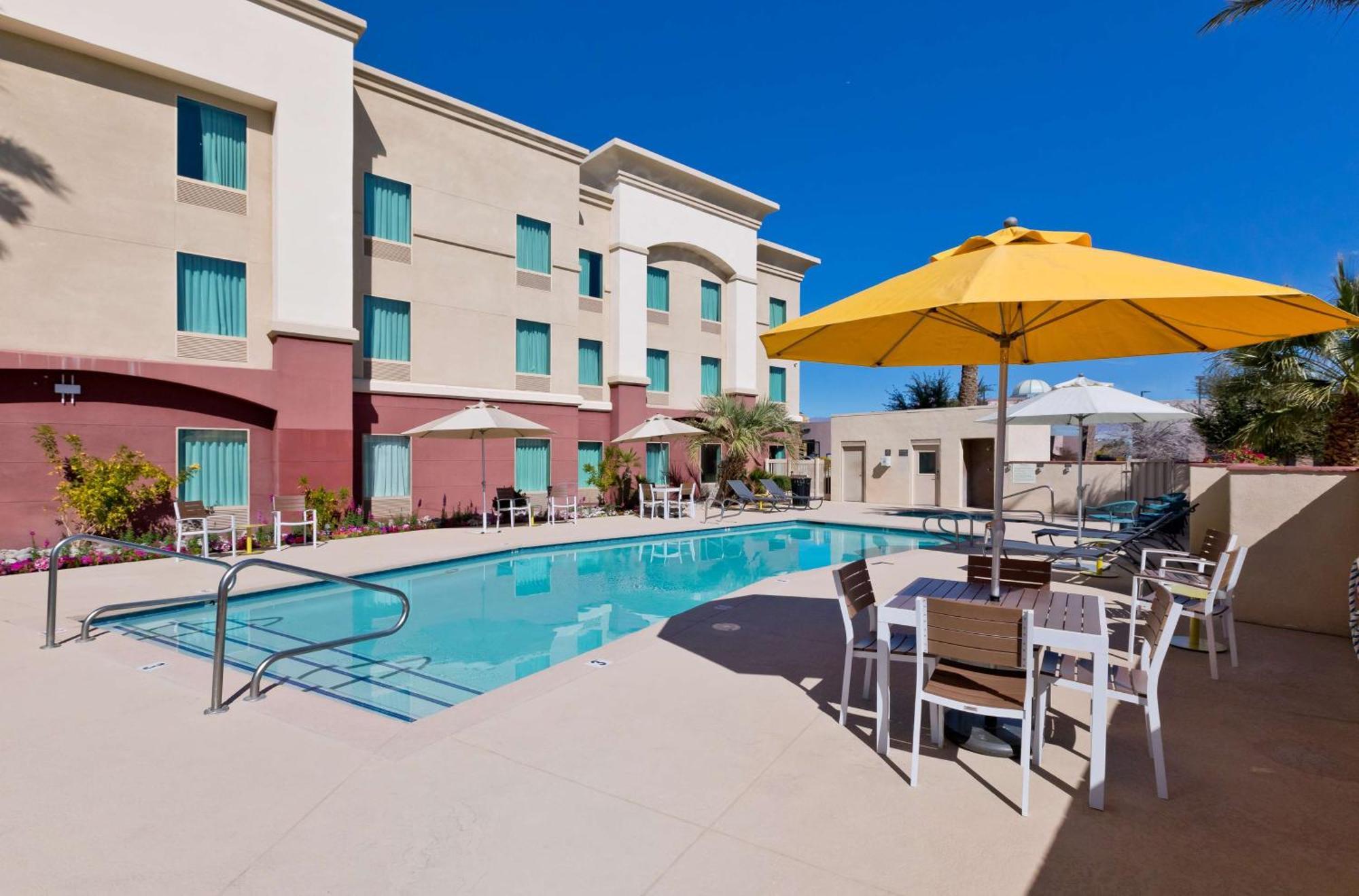 Hampton Inn&Suites Palm Desert Buitenkant foto